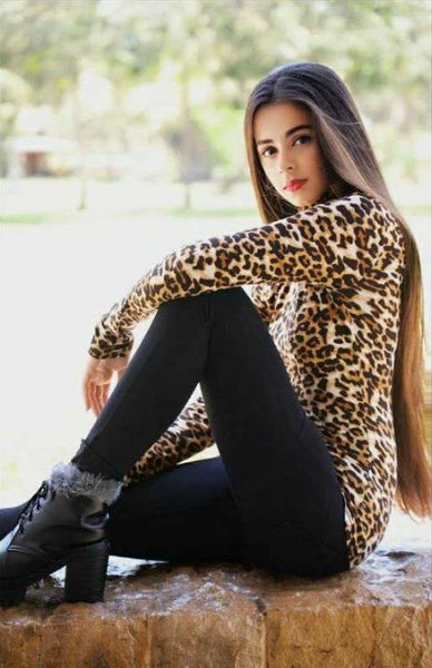 High/Turtle Neck Leopard Print Top