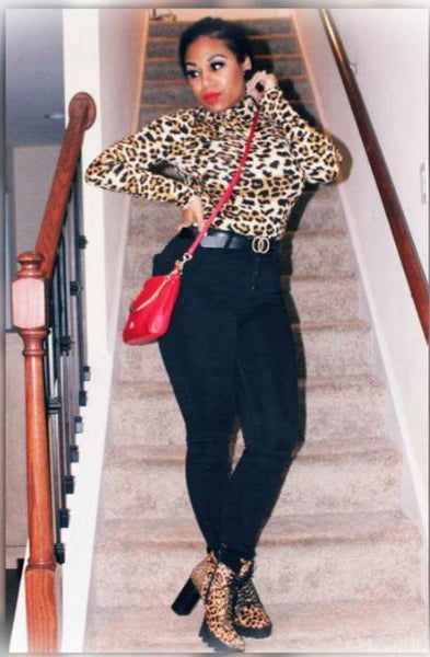 High/Turtle Neck Leopard Print Top